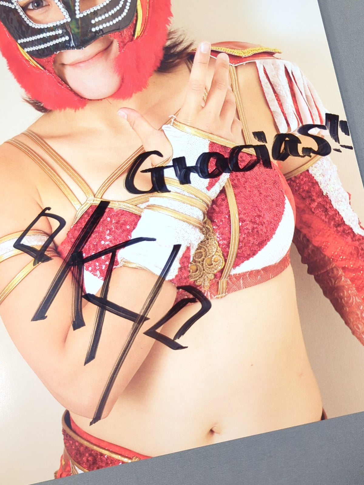 Handsome Mask (Utami Hayashishita ) hand signed autograph  Pro-Photo (1)