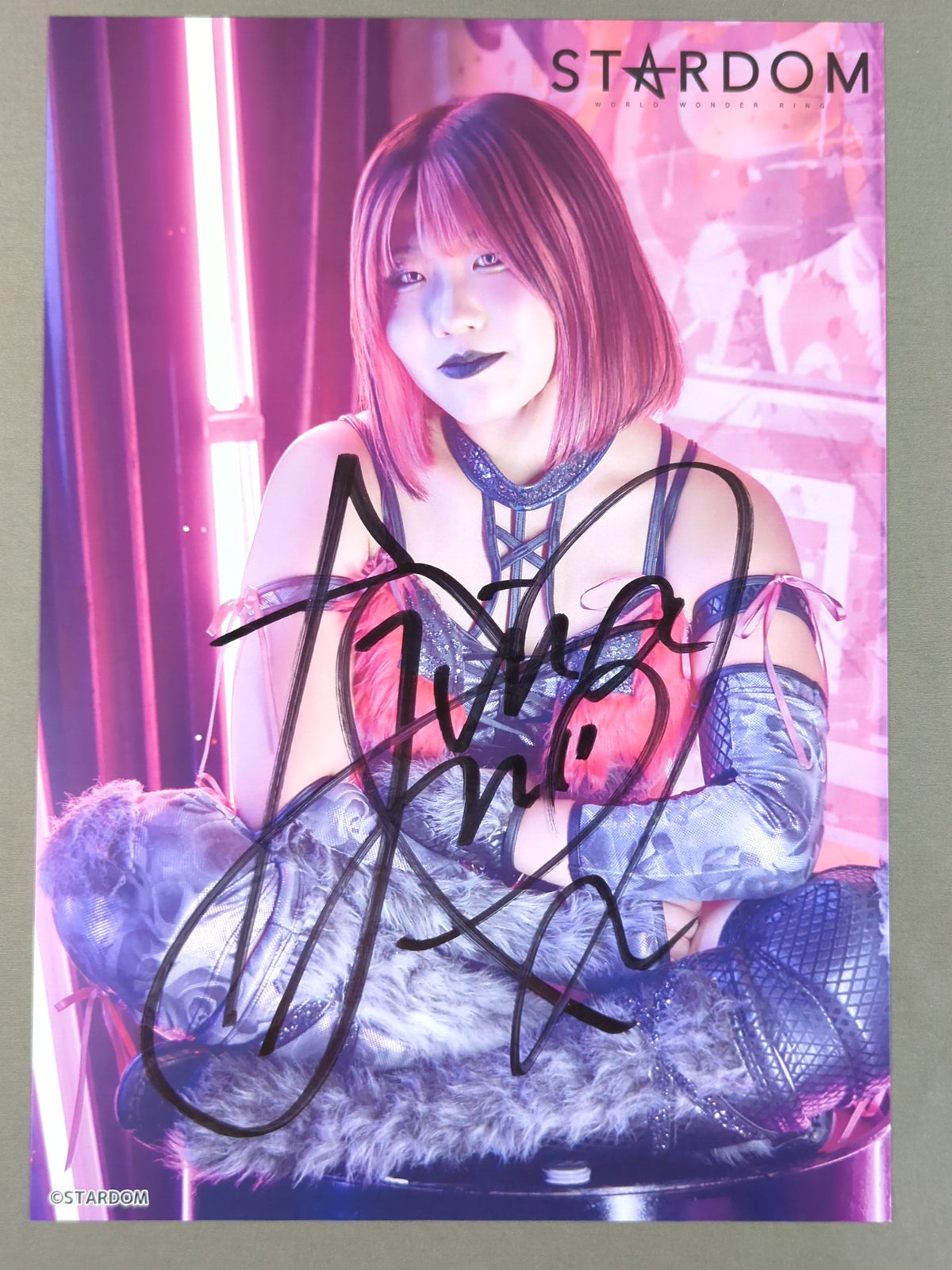 RINA  hand signed autograph  Stardom Pro-Photo  (D-5)