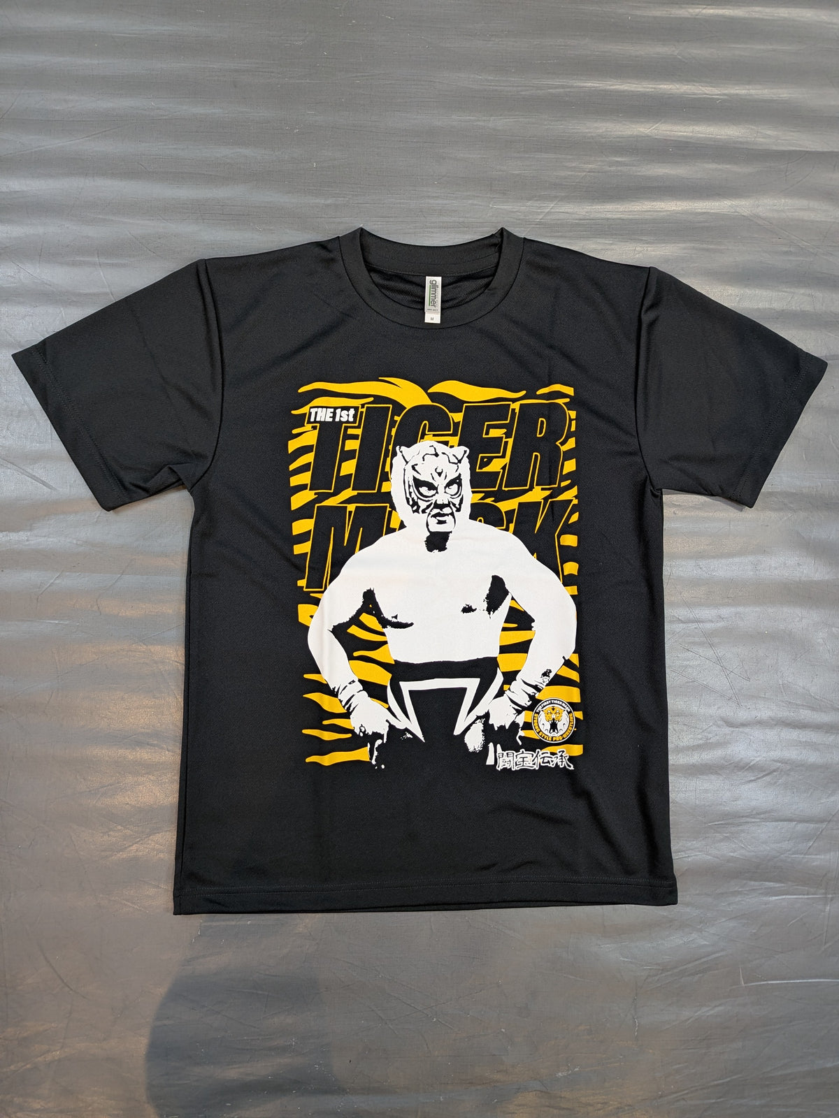 First Tiger Mask 'Toubao Denchū' Picture Dry T-Shirt