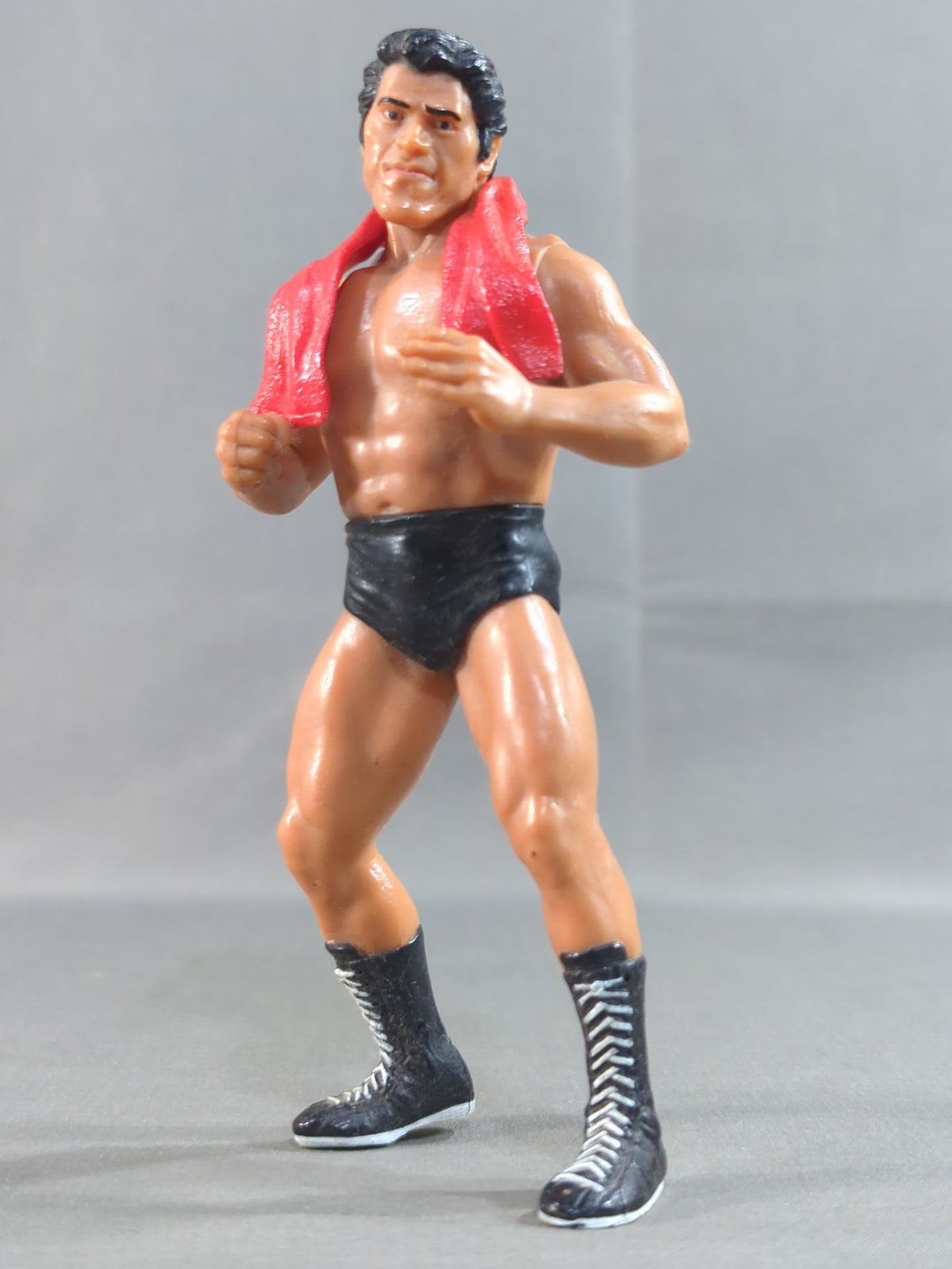 Antonio Inoki  (red towel)