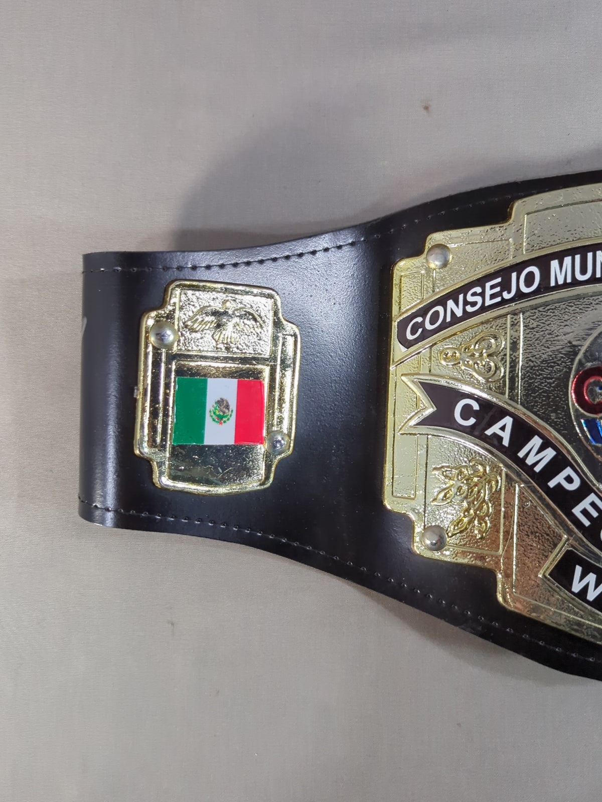 CMLL World Welterweight Championship Toy Belt